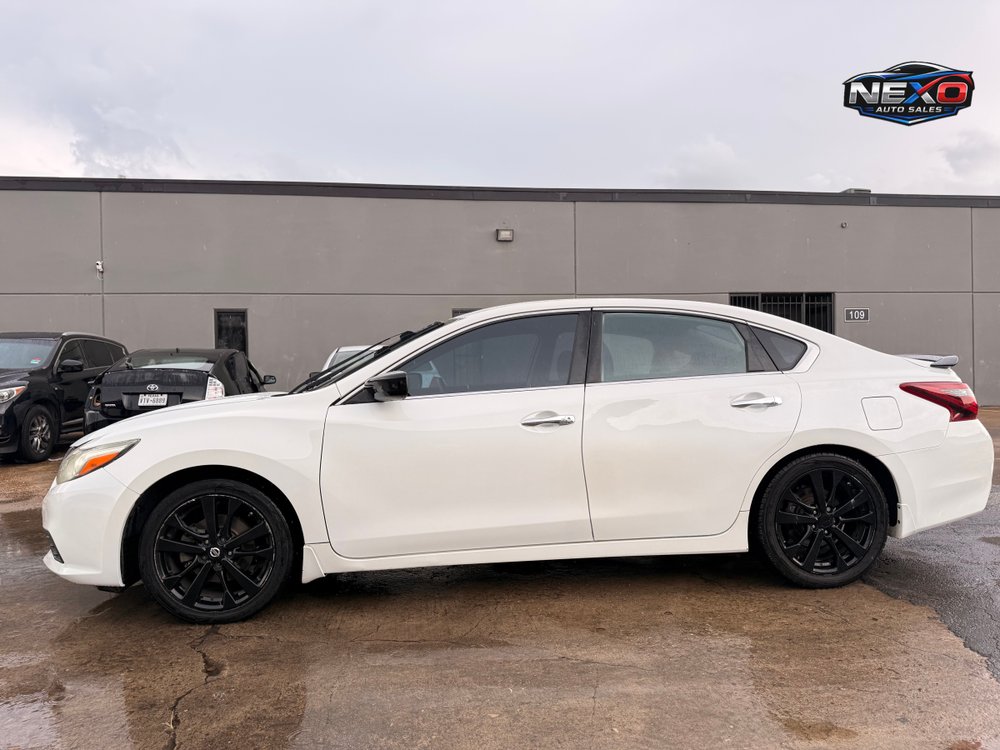 2017 NISSAN ALTIMA